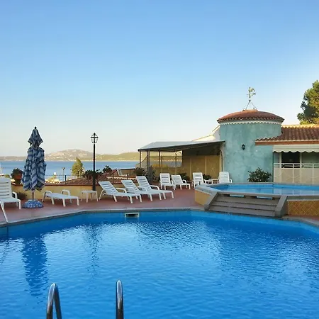 Ξενοδοχείο με διαμερίσματα Riva Azzurra 4*