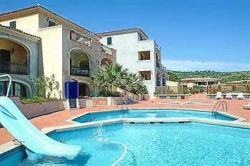 Riva Azzurra Ξενοδοχείο με διαμερίσματα 4*