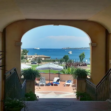 Ξενοδοχείο με διαμερίσματα Riva Azzurra