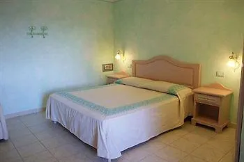 里瓦阿祖拉公寓式酒店 坎尼吉翁