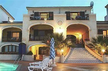 里瓦阿祖拉公寓式酒店 公寓式酒店