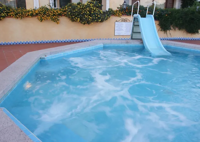 公寓式酒店 里瓦阿祖拉公寓式酒店 坎尼吉翁