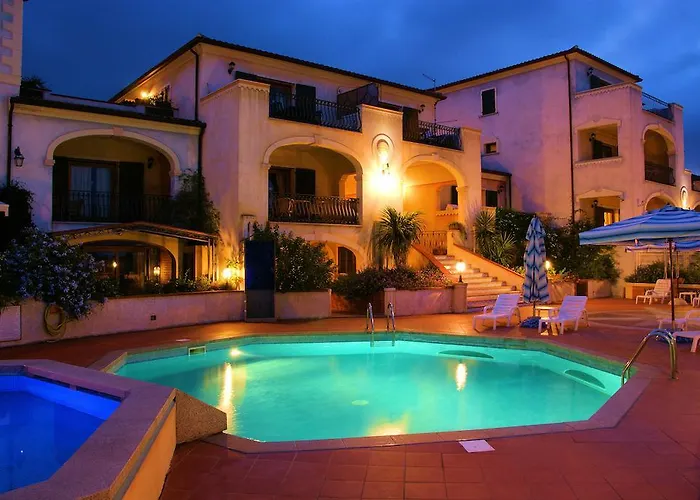 里瓦阿祖拉公寓式酒店