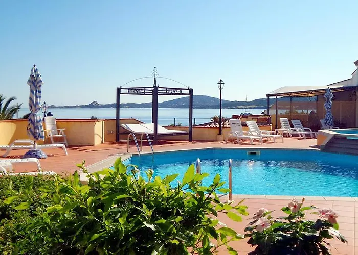 公寓式酒店 里瓦阿祖拉公寓式酒店 4*