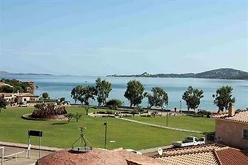 里瓦阿祖拉公寓式酒店 公寓式酒店 4*